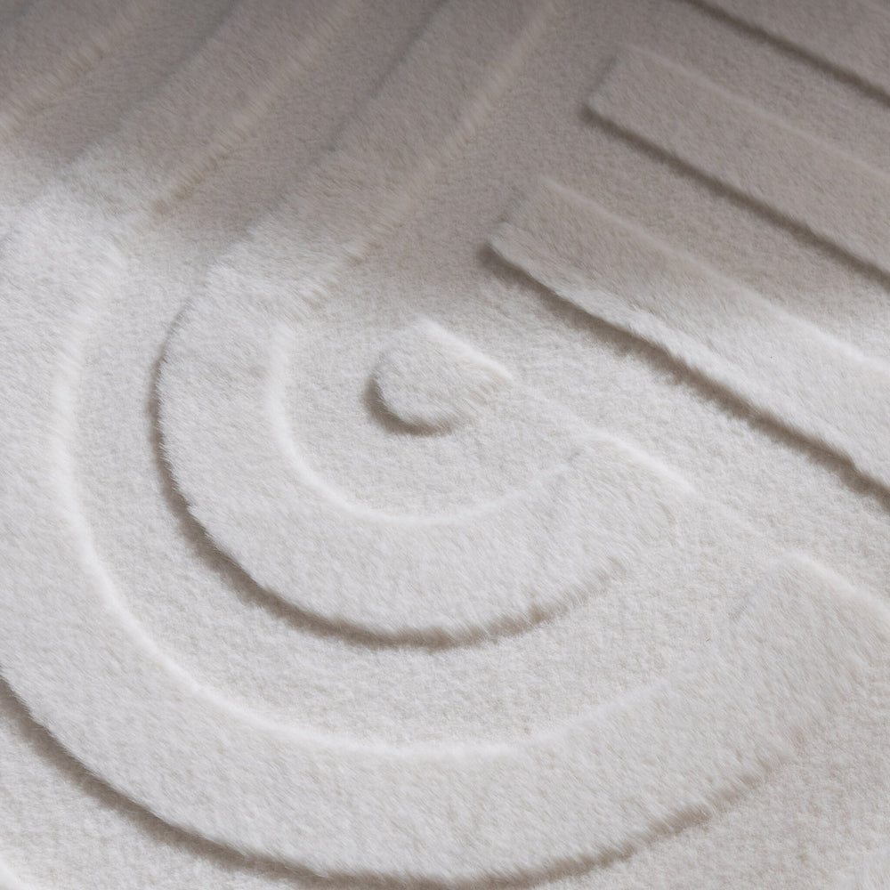Irregular Rug - Flowy Wavy Cream