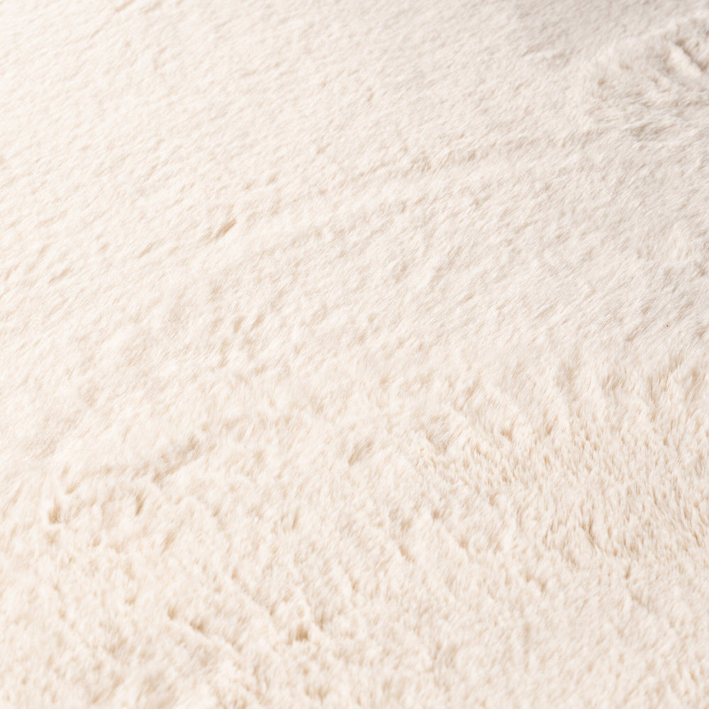 Round Low-Pile Rug - Cozy Cream