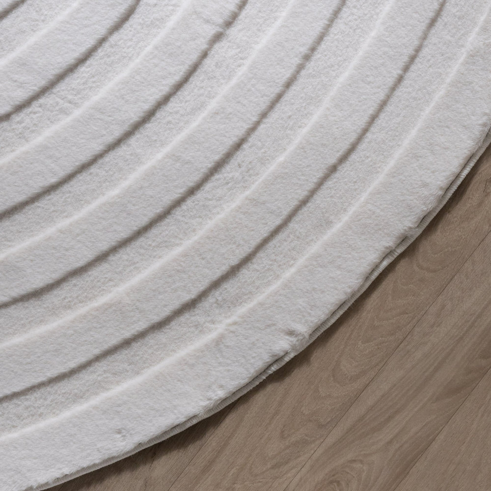 Irregular Rug - Flowy Wavy Cream