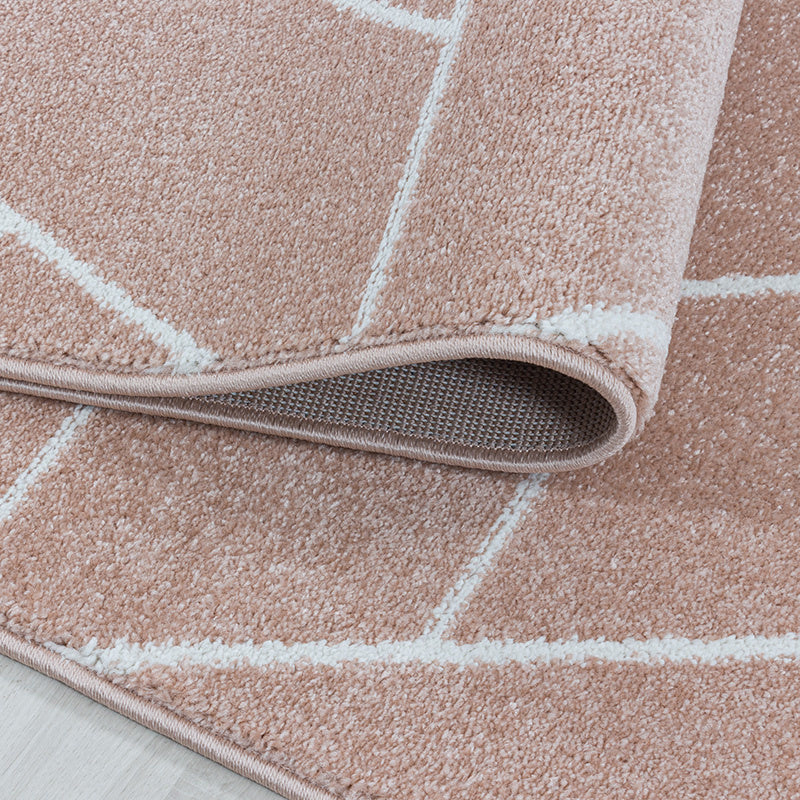Retro floor rug - Stencil Triangle Pink/White