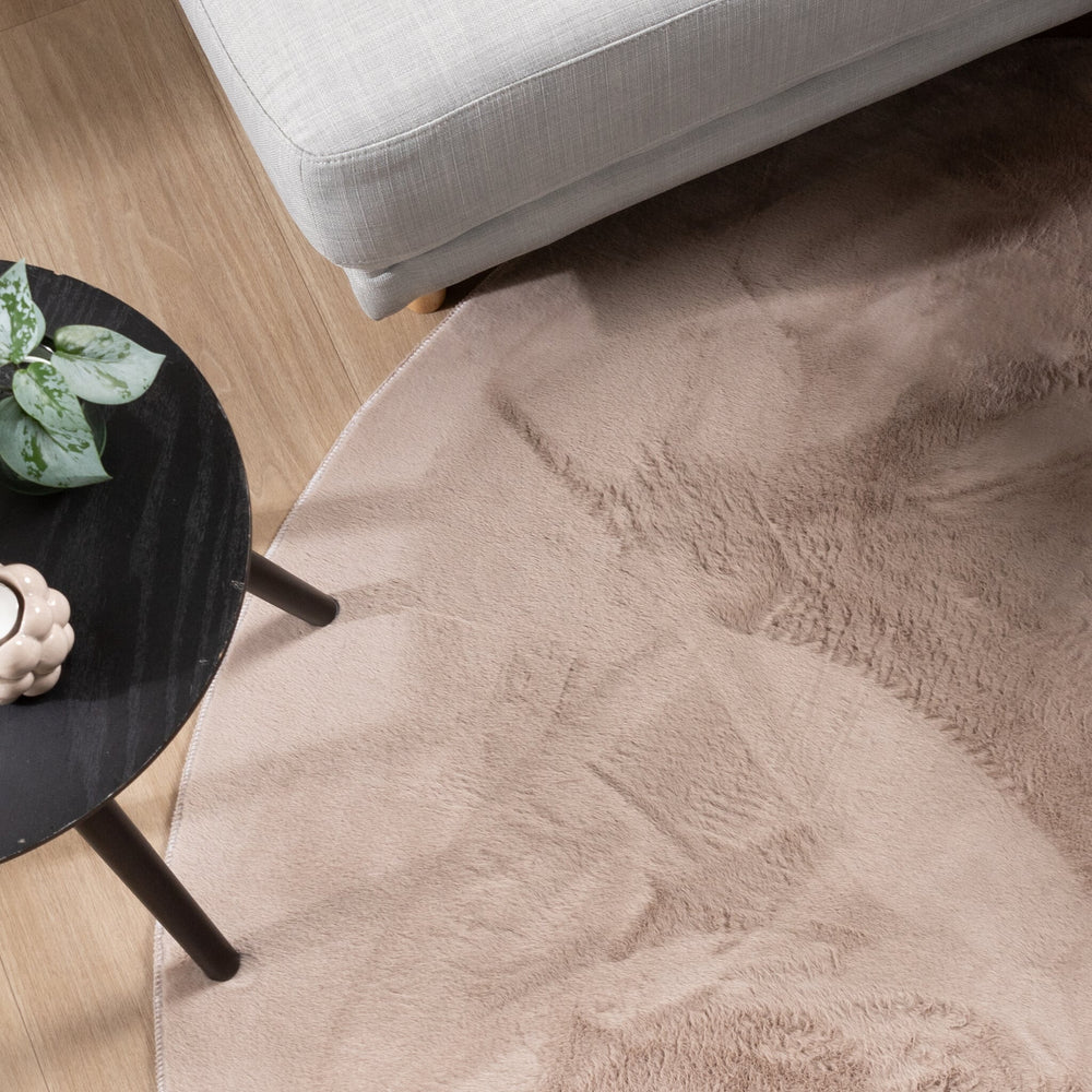 Round Low-Pile Rug - Cozy Taupe