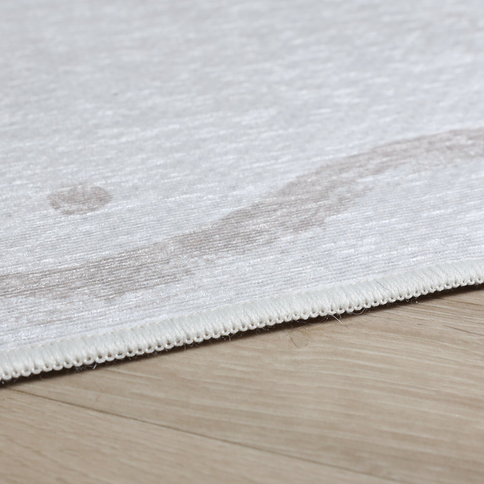 Washable children's rug - Mick Aardbei Red